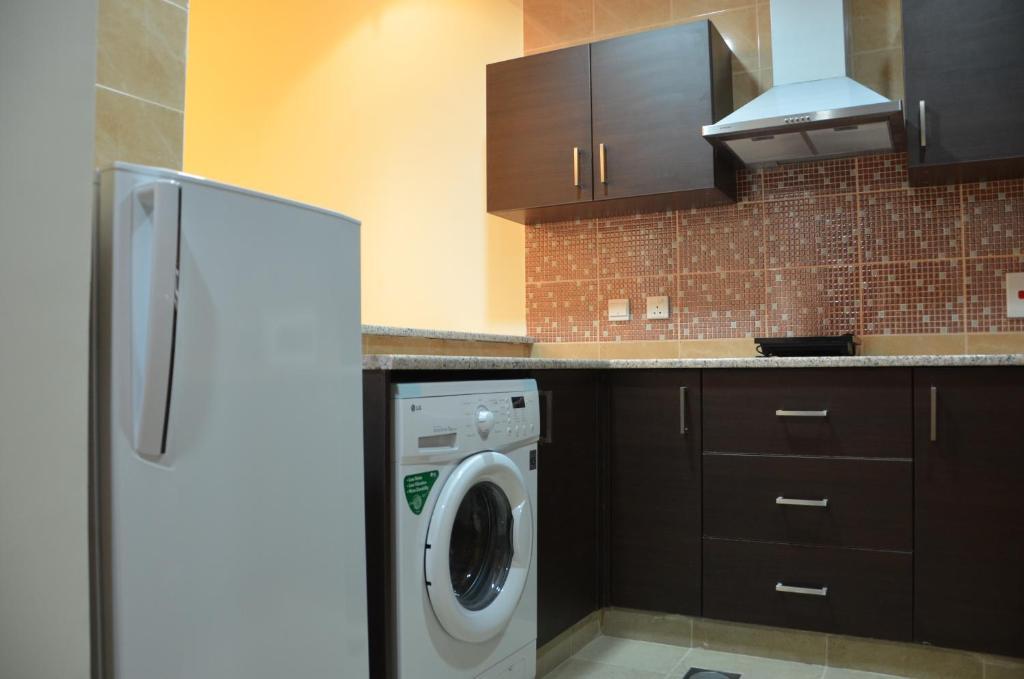 Pride Hotel Apartments Dubai Room photo